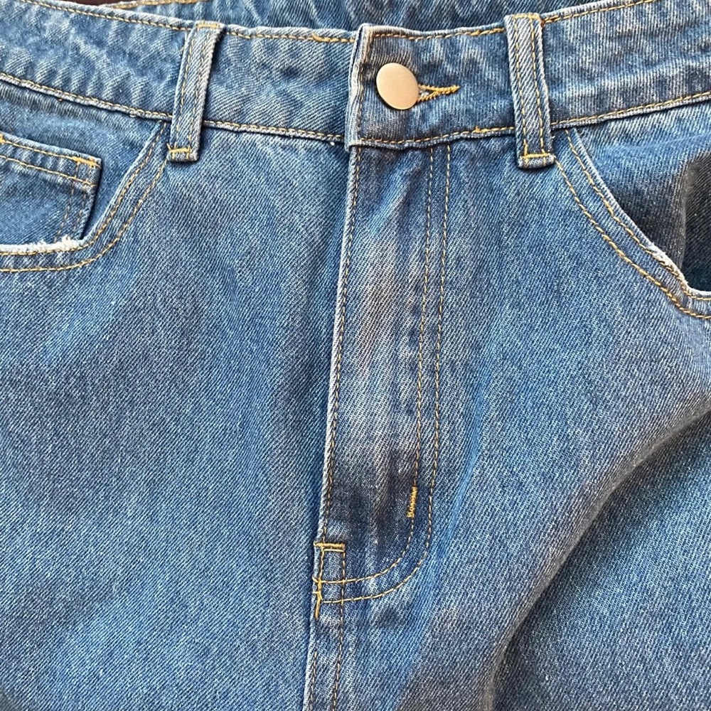 Jeans - Picture 4 of 12